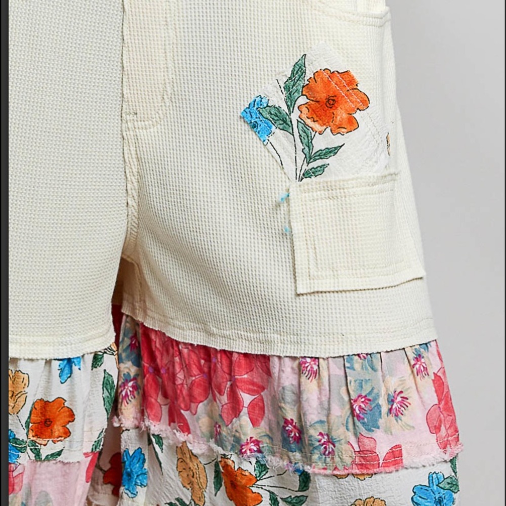 POL Cream Floral Tiered Wide-Leg Overalls - Picture 3 of 5